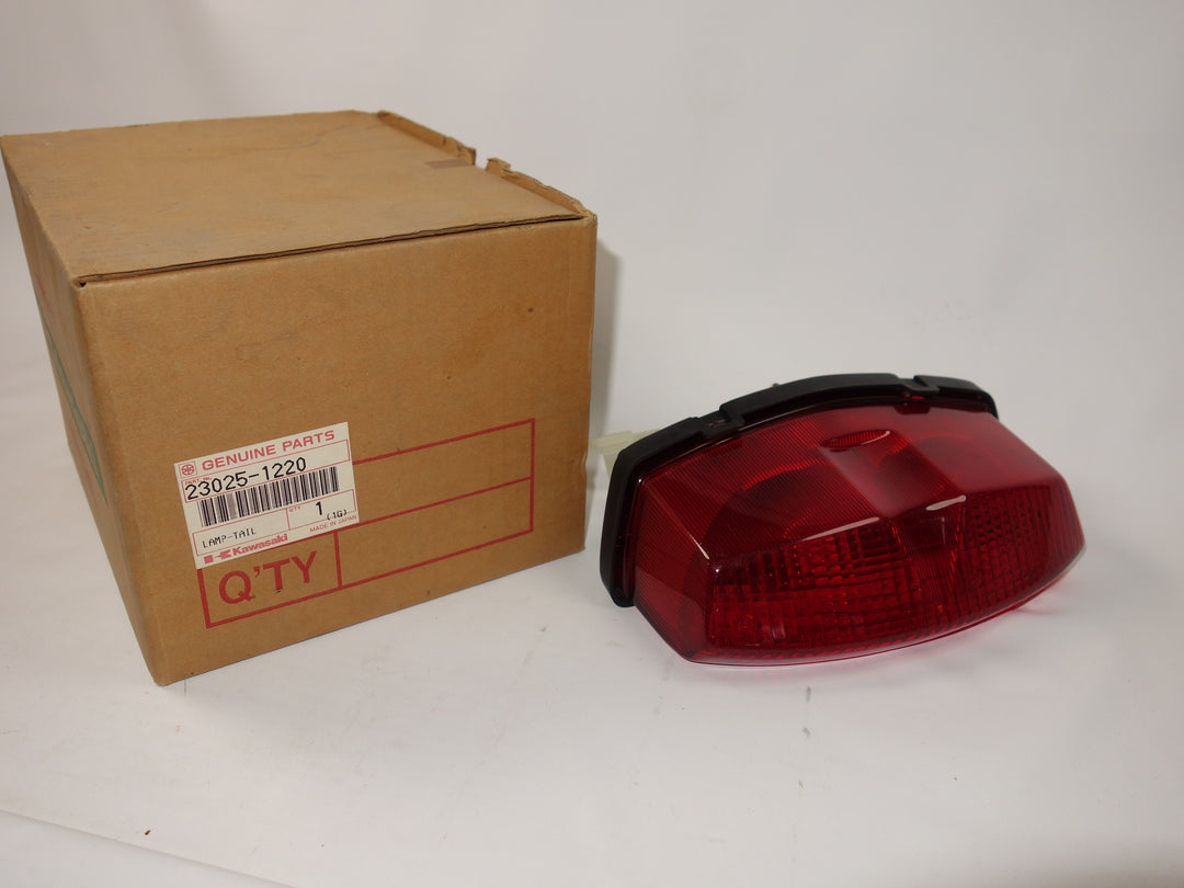 ZX750 (ZX-7R) – Tagged 