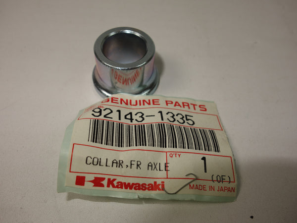aa★ 92143-1335 COLLAR FR AXLE L=19.5 KR250C – KawasakiGP.com